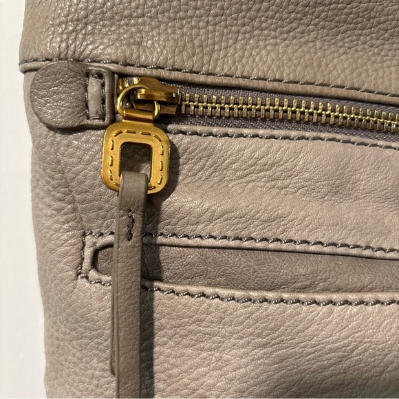 Hobo international Liberty Taupe Gray Leather Shoulder Bag Tote Gold Hardware - Picture 2 of 10